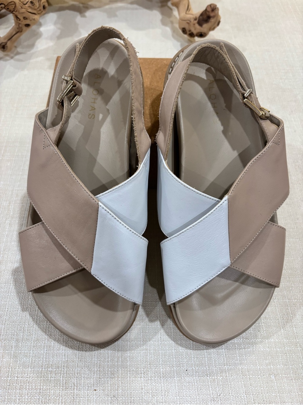 ALOHAS Marshmallow Bicolor Taupe and White Cross-Strap Slingback Sandals (41)